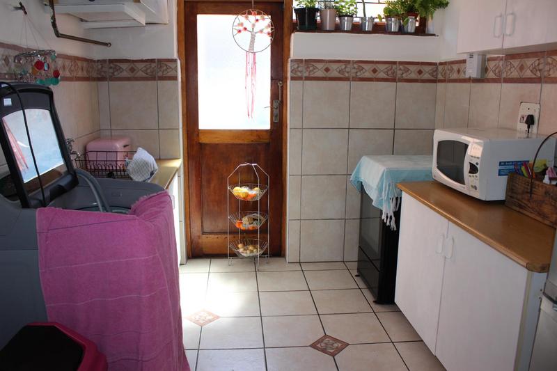 2 Bedroom Property for Sale in Goodwood Estate Western Cape